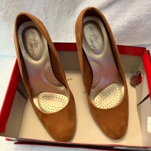 Comfort Cognac Shoes